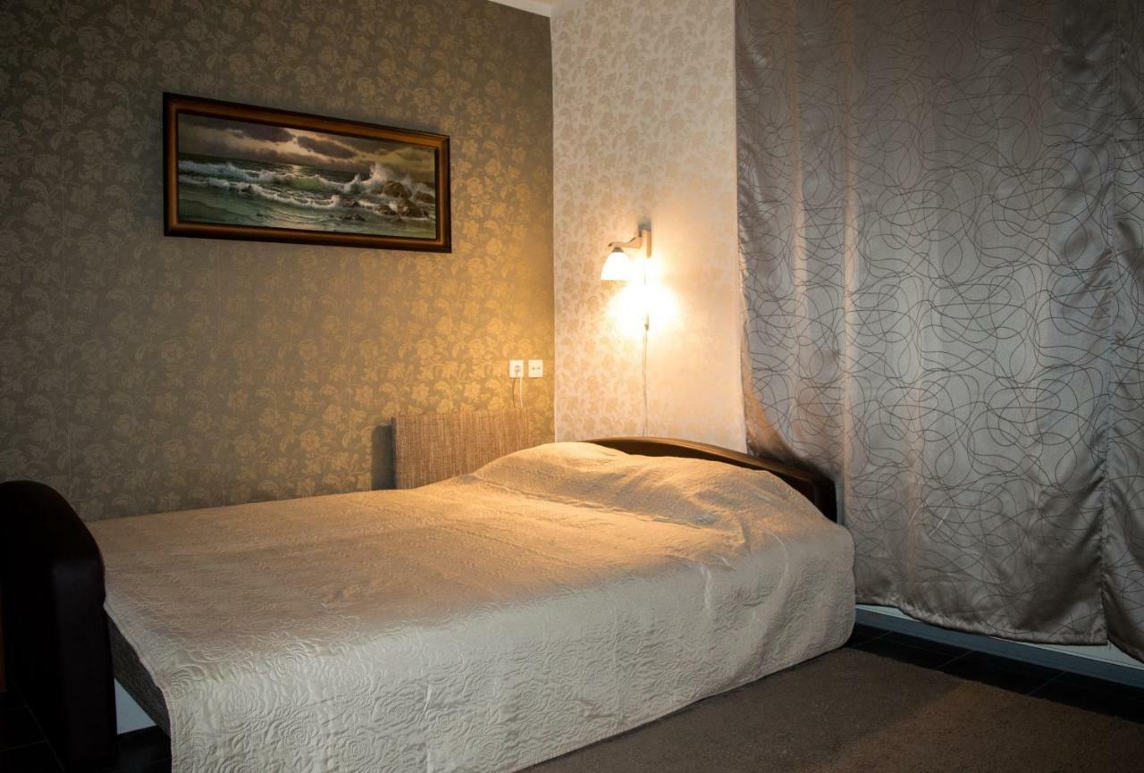 Appartement Ohtu Poik Majutus à Pärnu Extérieur photo
